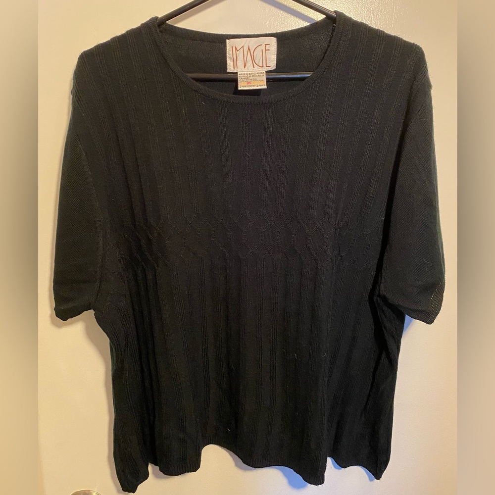 Black short sleeve sweater by Image